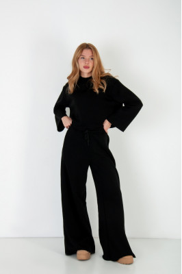 Костюм жіночий